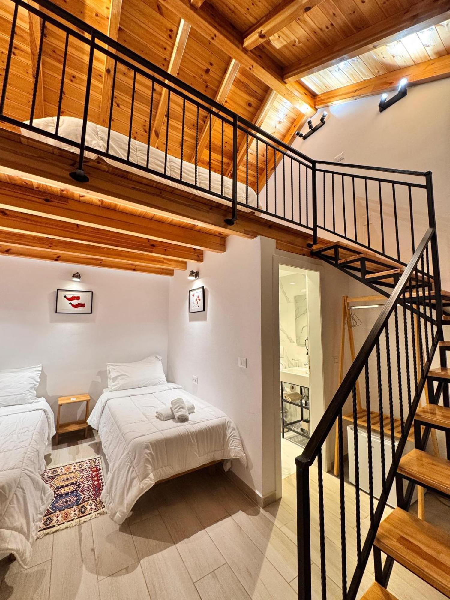 Gogo Moustache Guest House Përmet 外观 照片