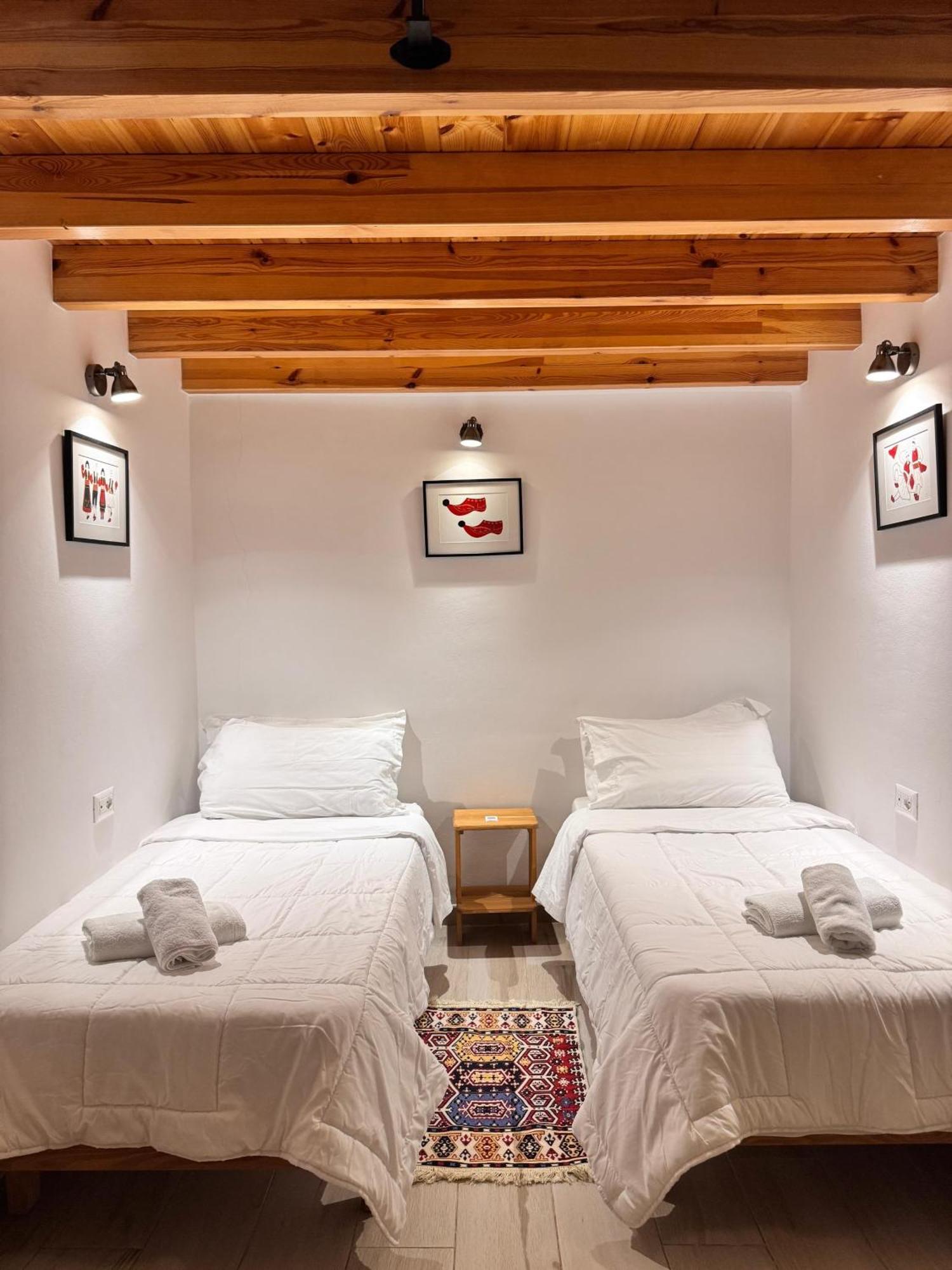 Gogo Moustache Guest House Përmet 外观 照片